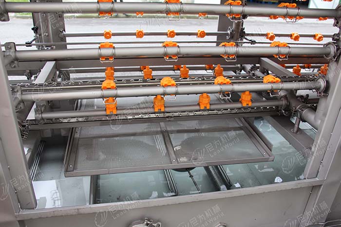 自動周轉(zhuǎn)筐清洗機(jī)細(xì)節(jié)